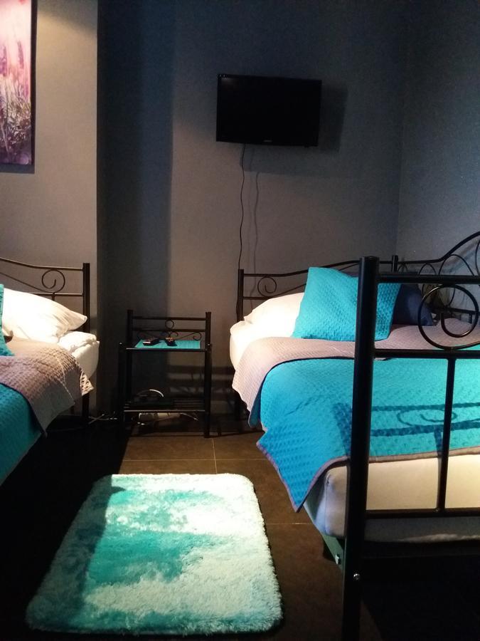 Lawendowy Hostel Cracovia Esterno foto