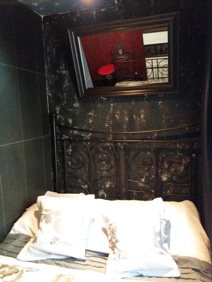 Lawendowy Hostel Cracovia Esterno foto